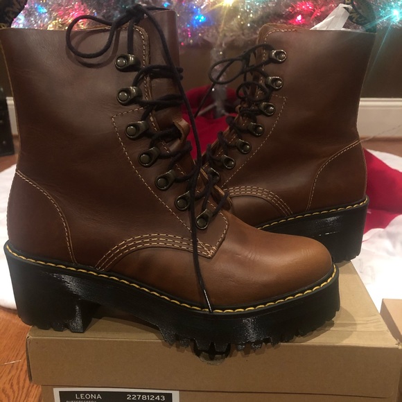 Dr. Martens Shoes - Doc Martens Leona Brown boots sz 10 new